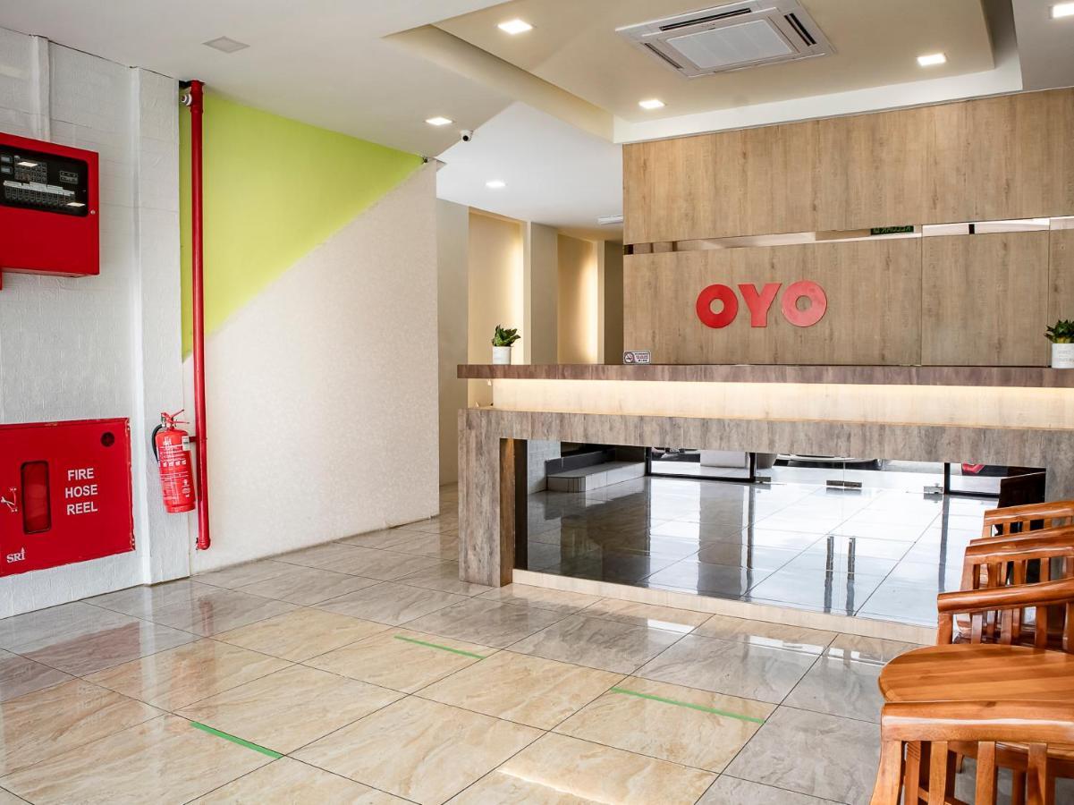 Oyo 90105 Towermas Hotel Sibu Exterior photo
