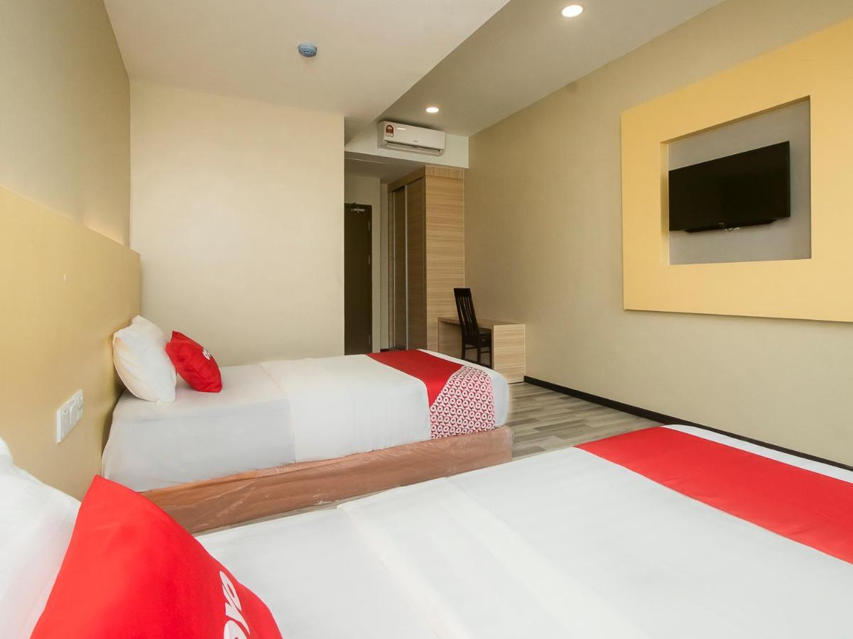 Oyo 90105 Towermas Hotel Sibu Exterior photo